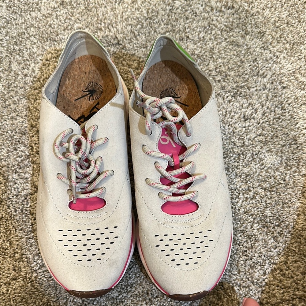 OTBT Cream and Pink Sneakers Low-Top Casual